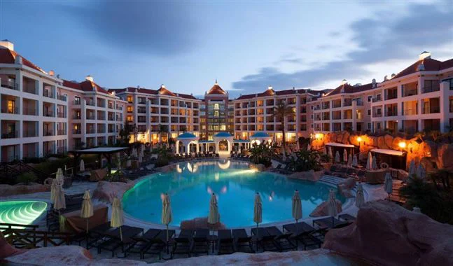 Hilton Vilamoura As Cascatas Golf Resort & Spa — 4 Nights, 3 Rounds — photo 2